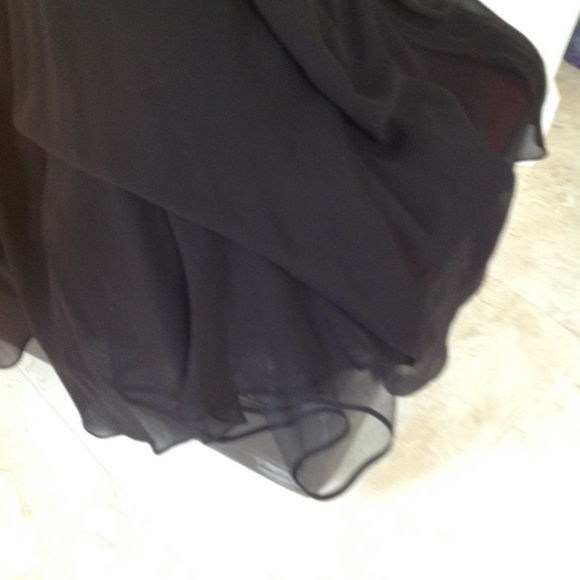 #34. Evening gown - Beaded silk evening gown - Picture 6 of 8